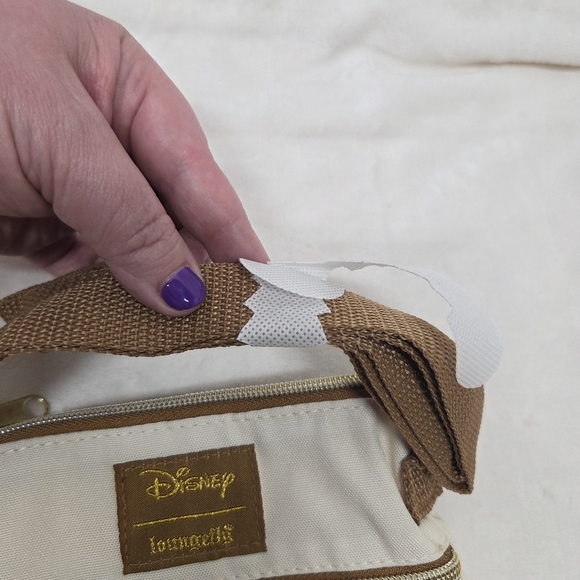 Loungefly Disney Bambi Thumper Flower Passport Crossbody Bag NWT Hot Topic - Picture 8 of 13